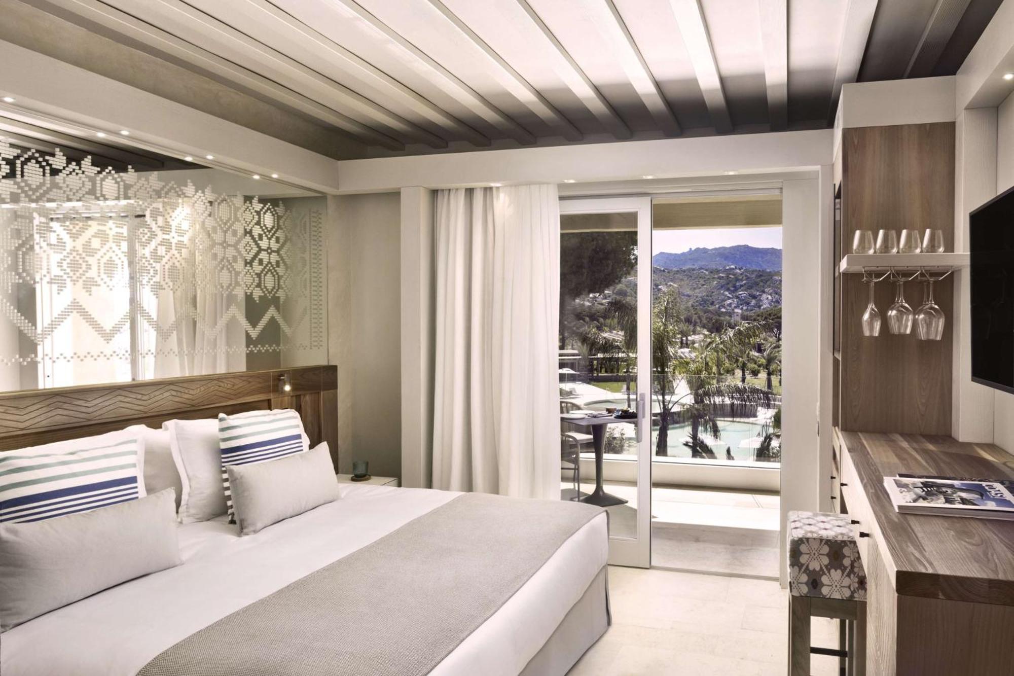 7Pines Resort Sardinia - A Destination By Hyatt Baja Sardinia Exterior photo