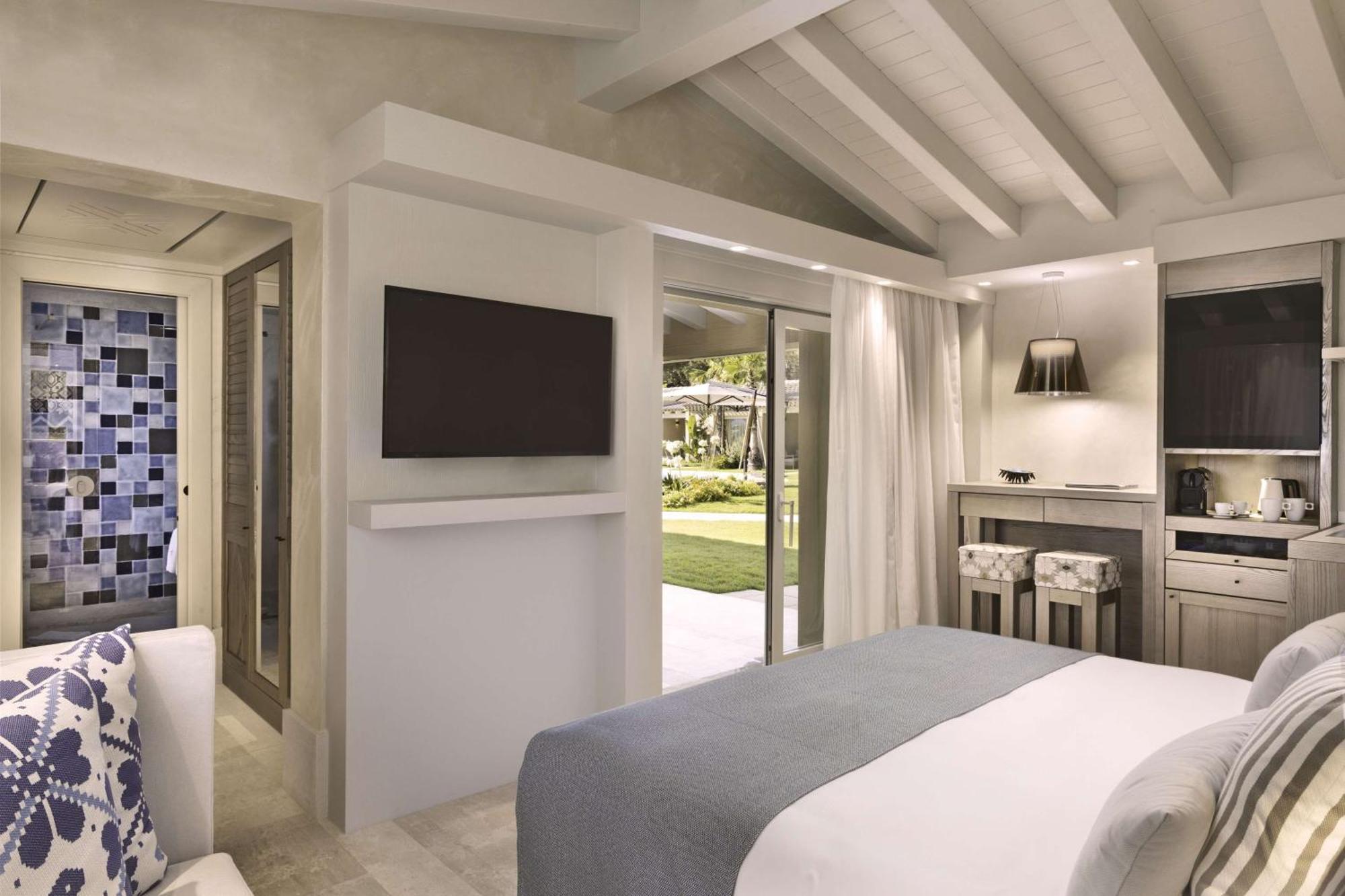 7Pines Resort Sardinia - A Destination By Hyatt Baja Sardinia Exterior photo